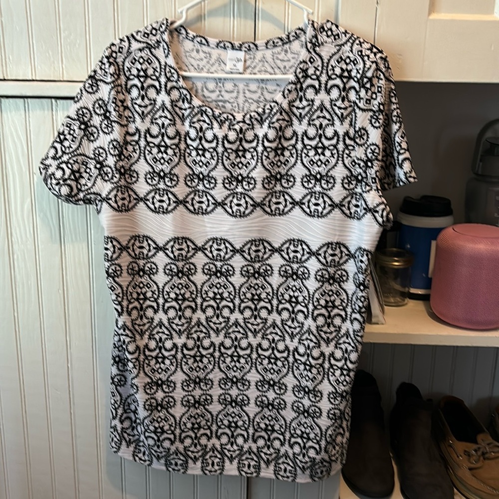 East 5th short sleeve shirt